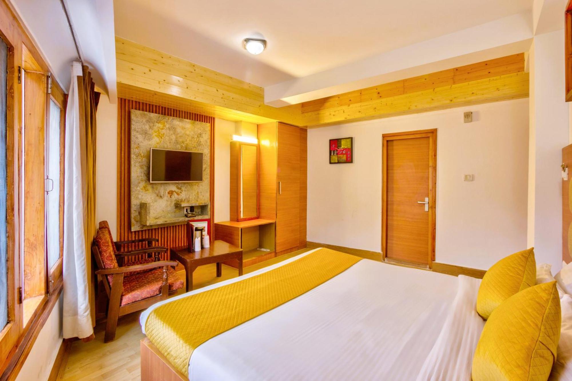 Hotel Greenfields Manāli Zewnętrze zdjęcie