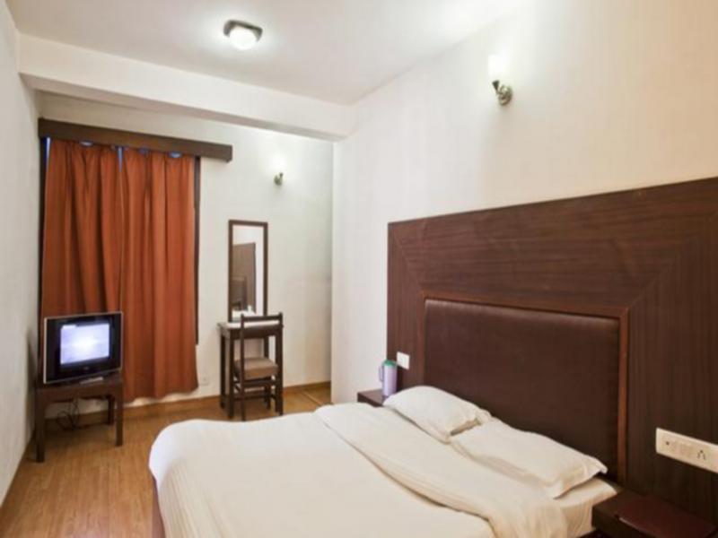 Hotel Greenfields Manāli Zewnętrze zdjęcie